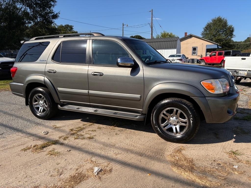 Toyota Sequoia Limited 2WD 2007