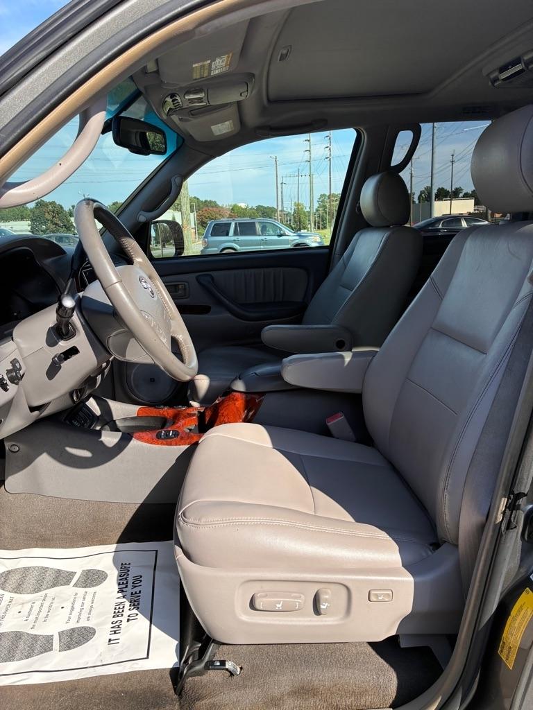 Toyota Sequoia Limited 2WD 2007