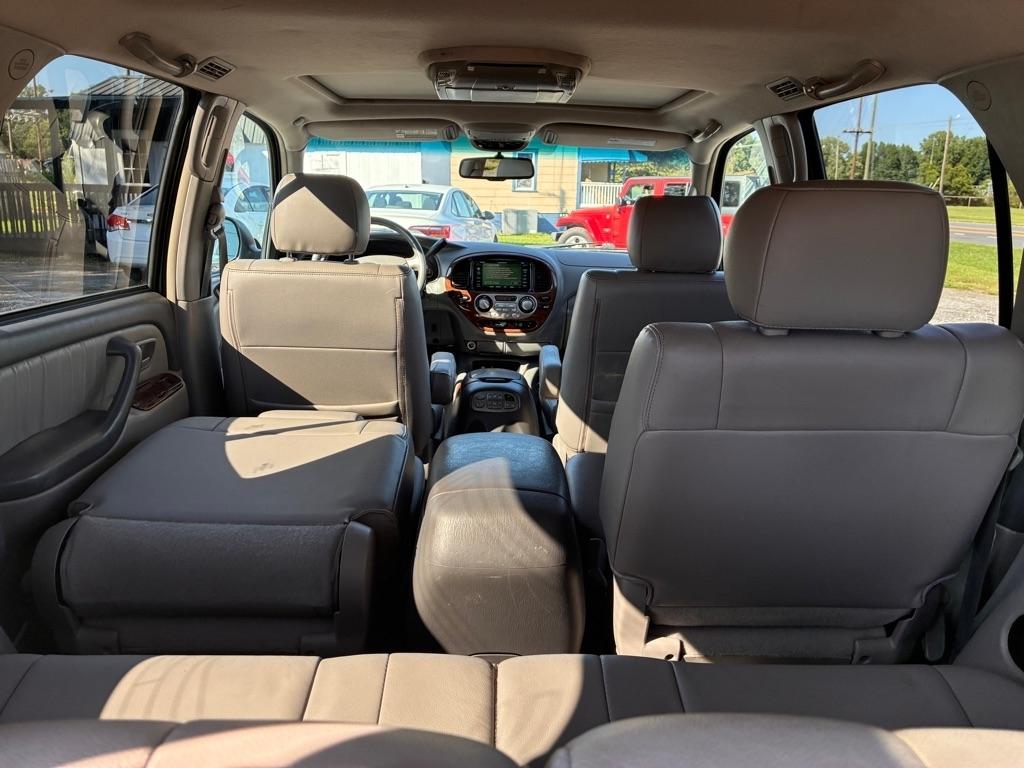 Toyota Sequoia Limited 2WD 2007