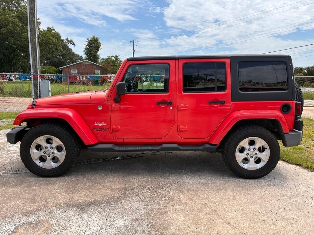 Jeep Wrangler Unlimited Sahara 4WD 2013