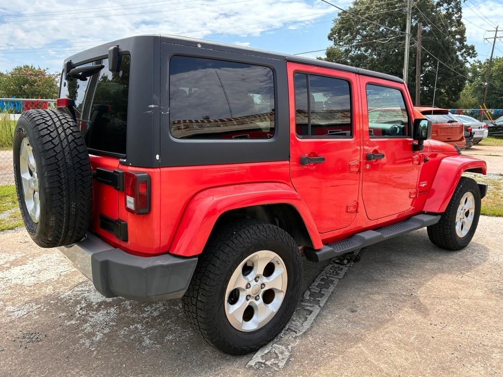 Jeep Wrangler Unlimited Sahara 4WD 2013