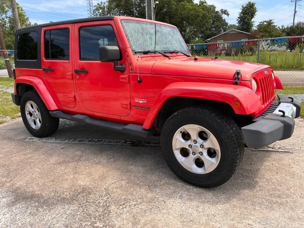 Jeep Wrangler Unlimited Sahara 4WD 2013