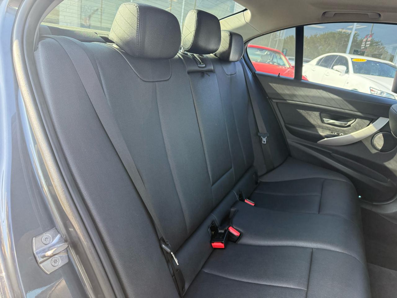 BMW 3-Series 320i xDrive Sedan 2018
