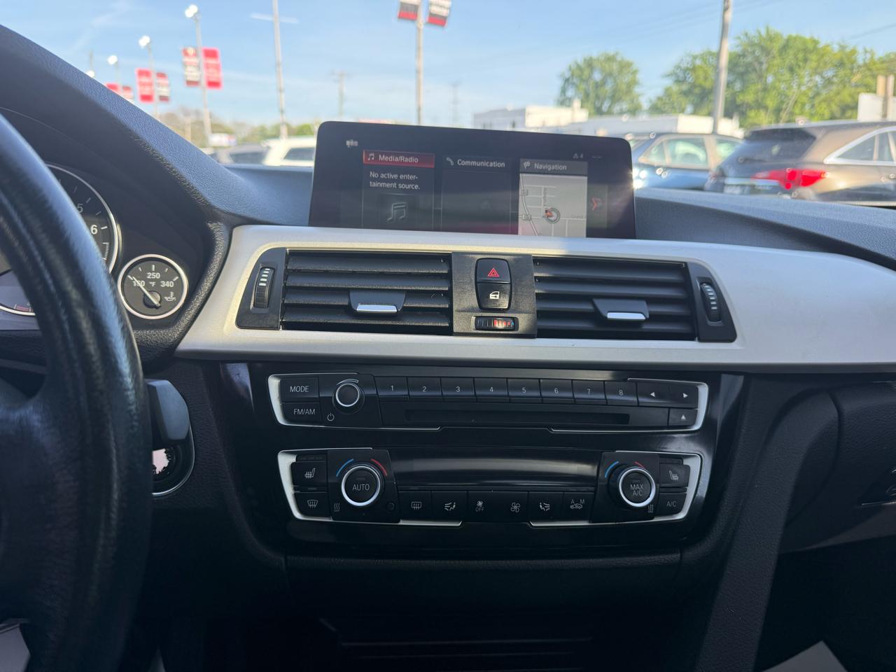 BMW 3-Series 320i xDrive Sedan 2018