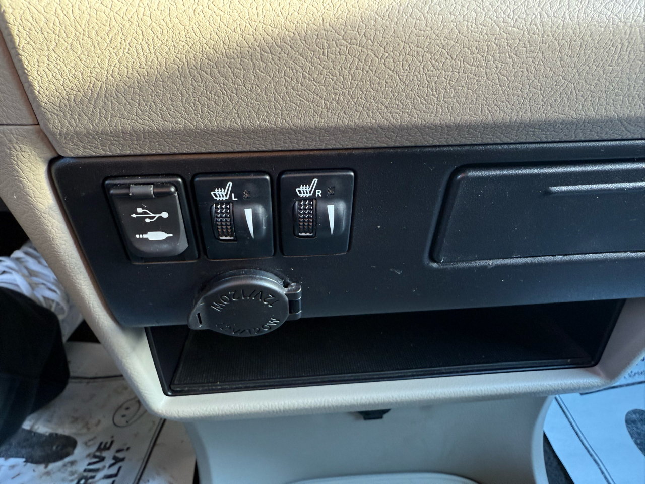 Toyota Sienna XLE FWD 8-Passenger V6 2015