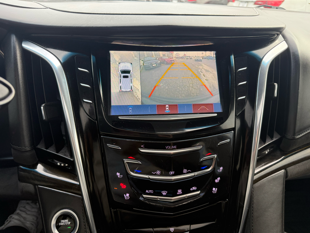 Cadillac Escalade Platinum 4WD 2017