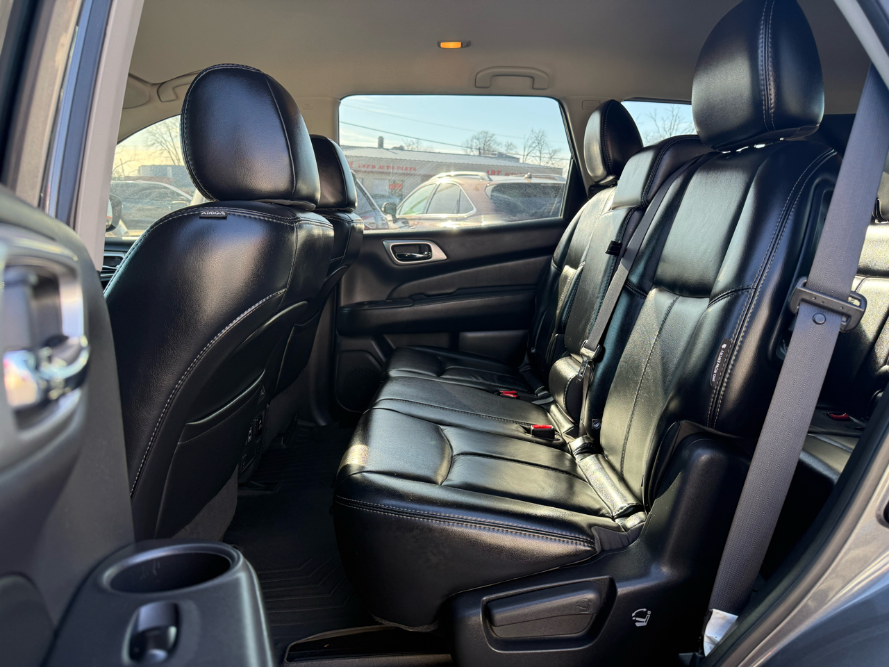 Nissan Pathfinder Platinum 4WD 2018