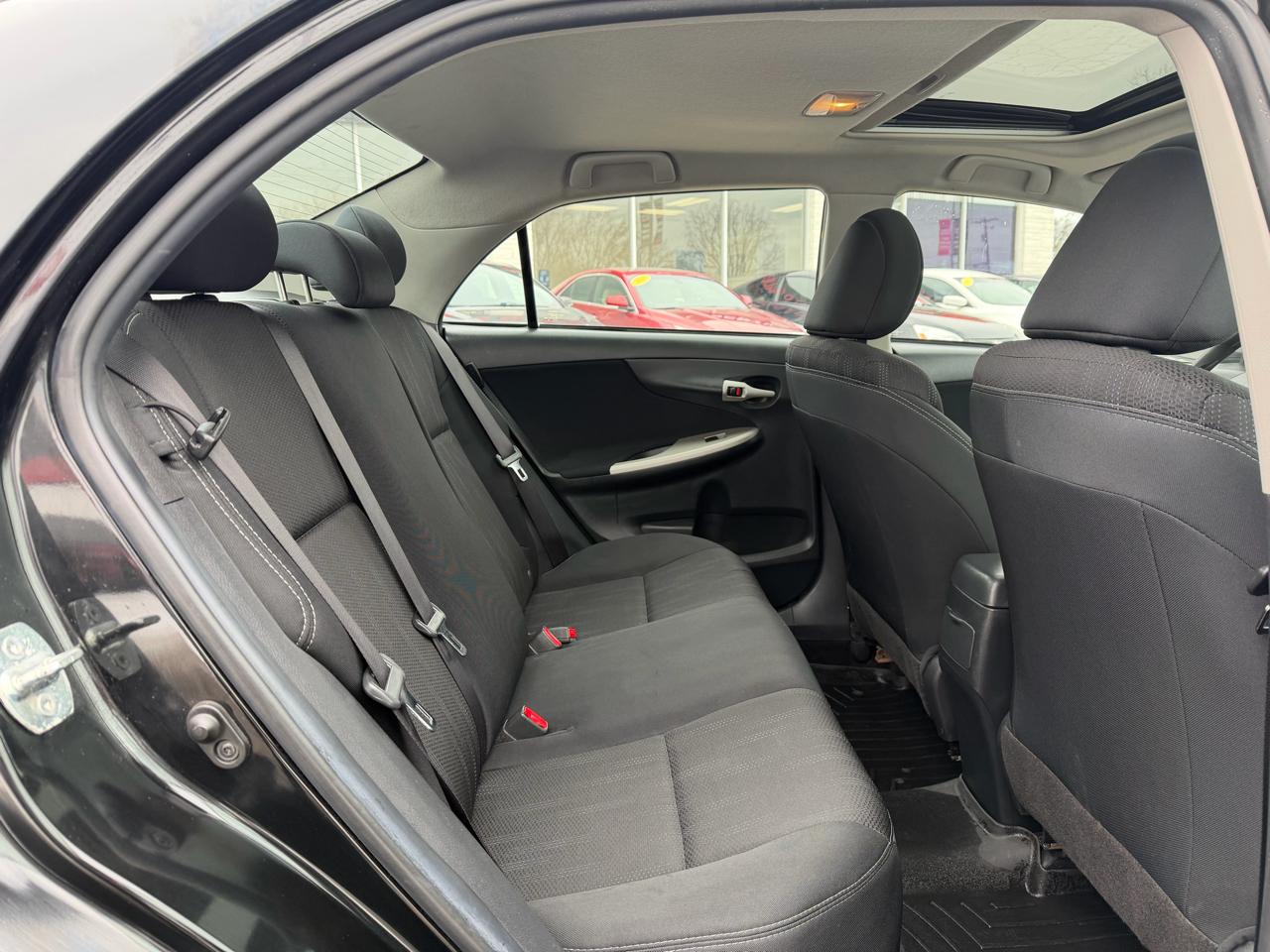 Toyota Corolla S 4D Sedan 2013