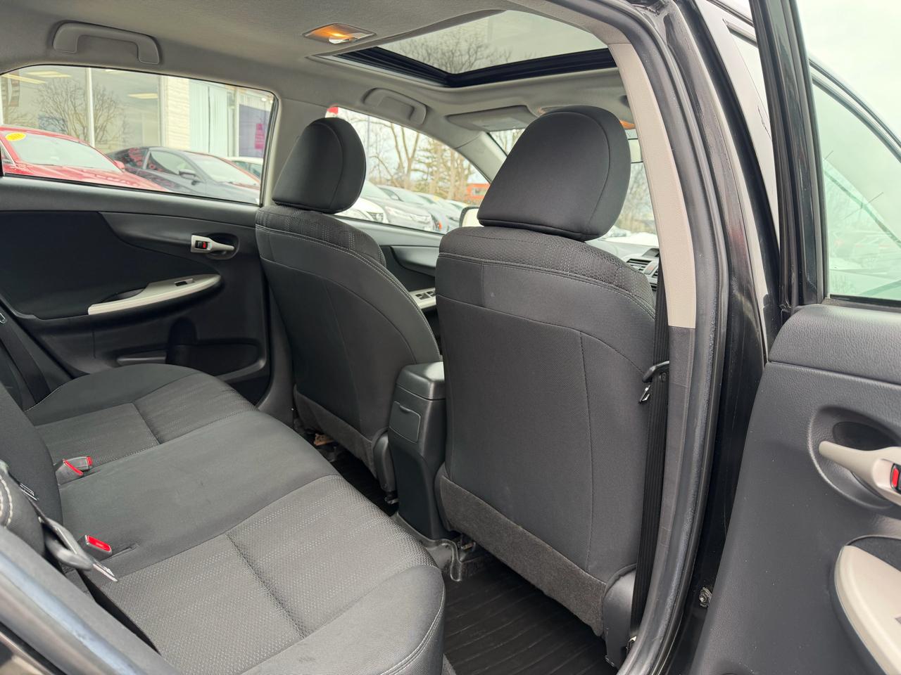 Toyota Corolla S 4D Sedan 2013