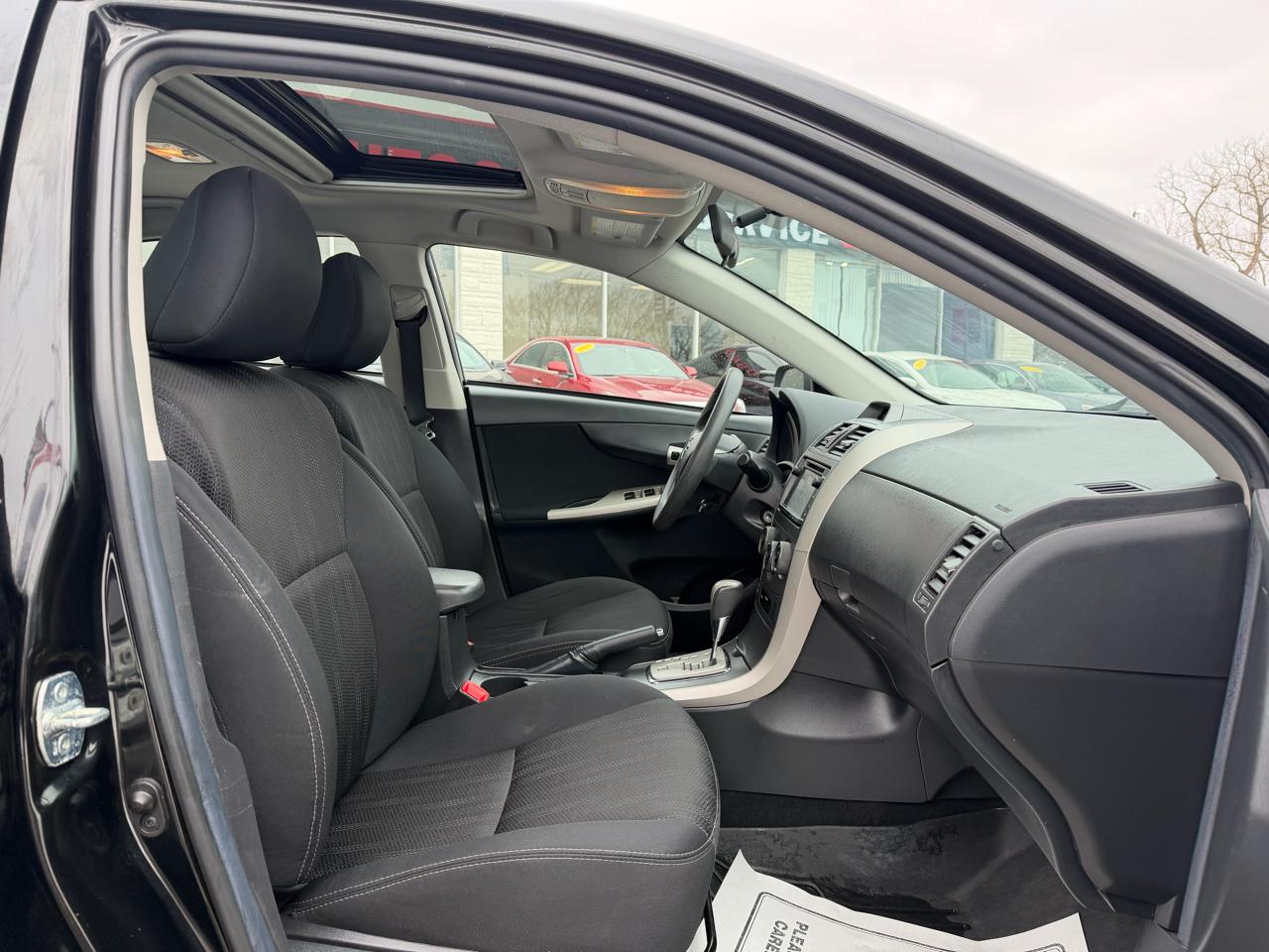 Toyota Corolla S 4D Sedan 2013