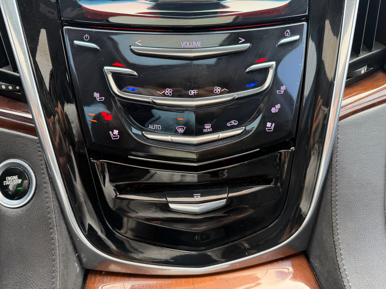 Cadillac Escalade Premium 2WD 2018