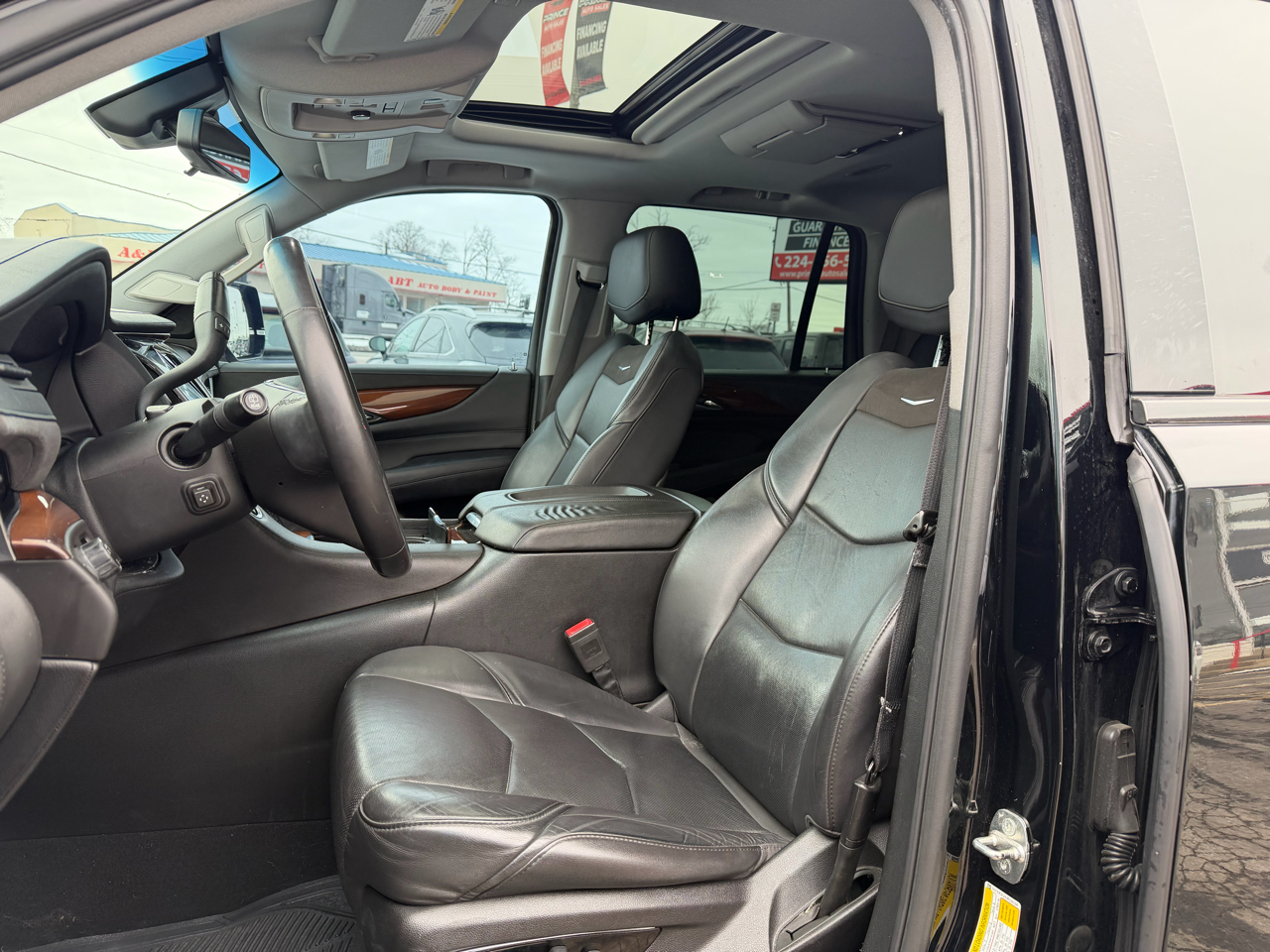 Cadillac Escalade Premium 2WD 2018