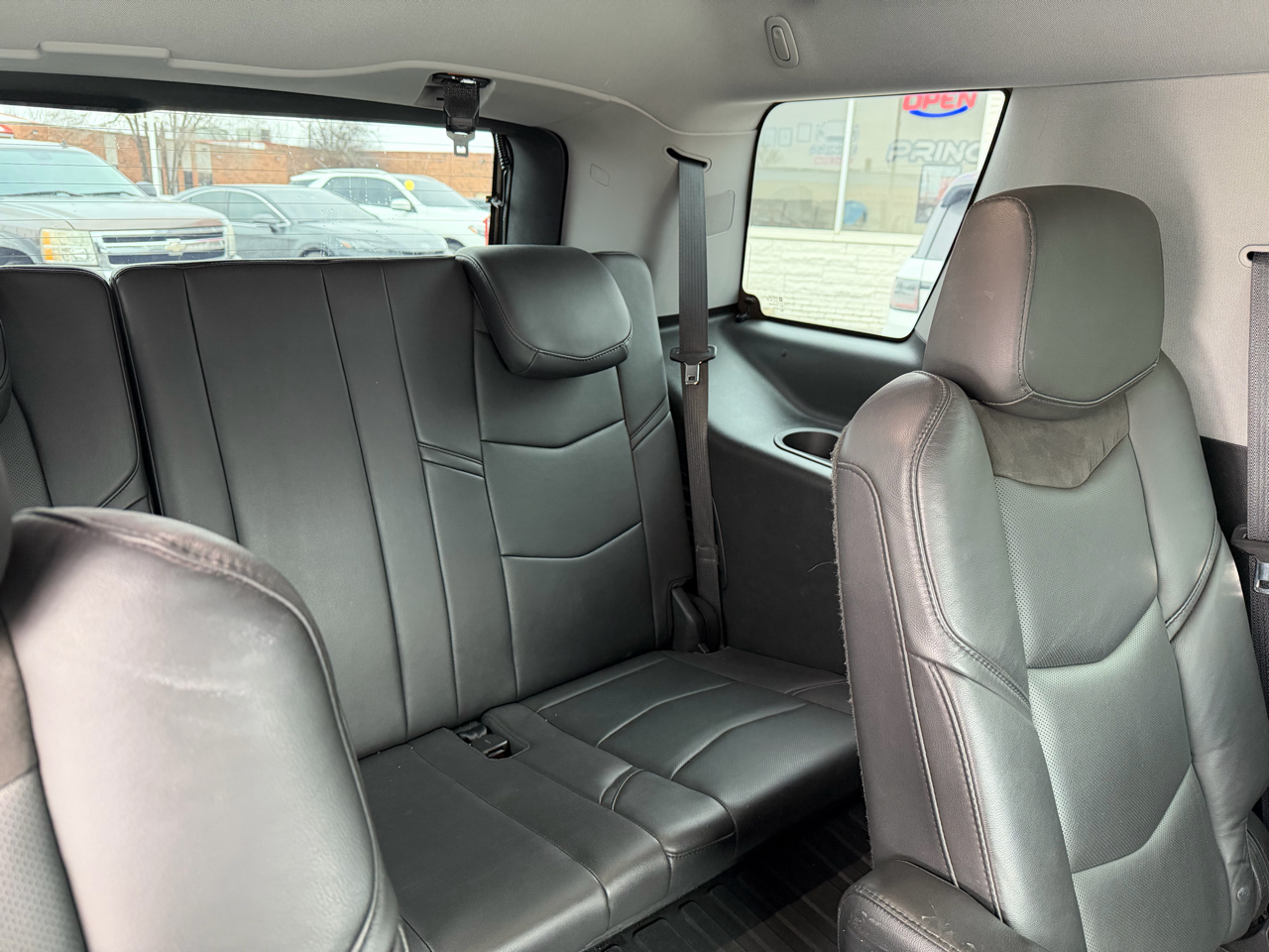 Cadillac Escalade Premium 2WD 2018