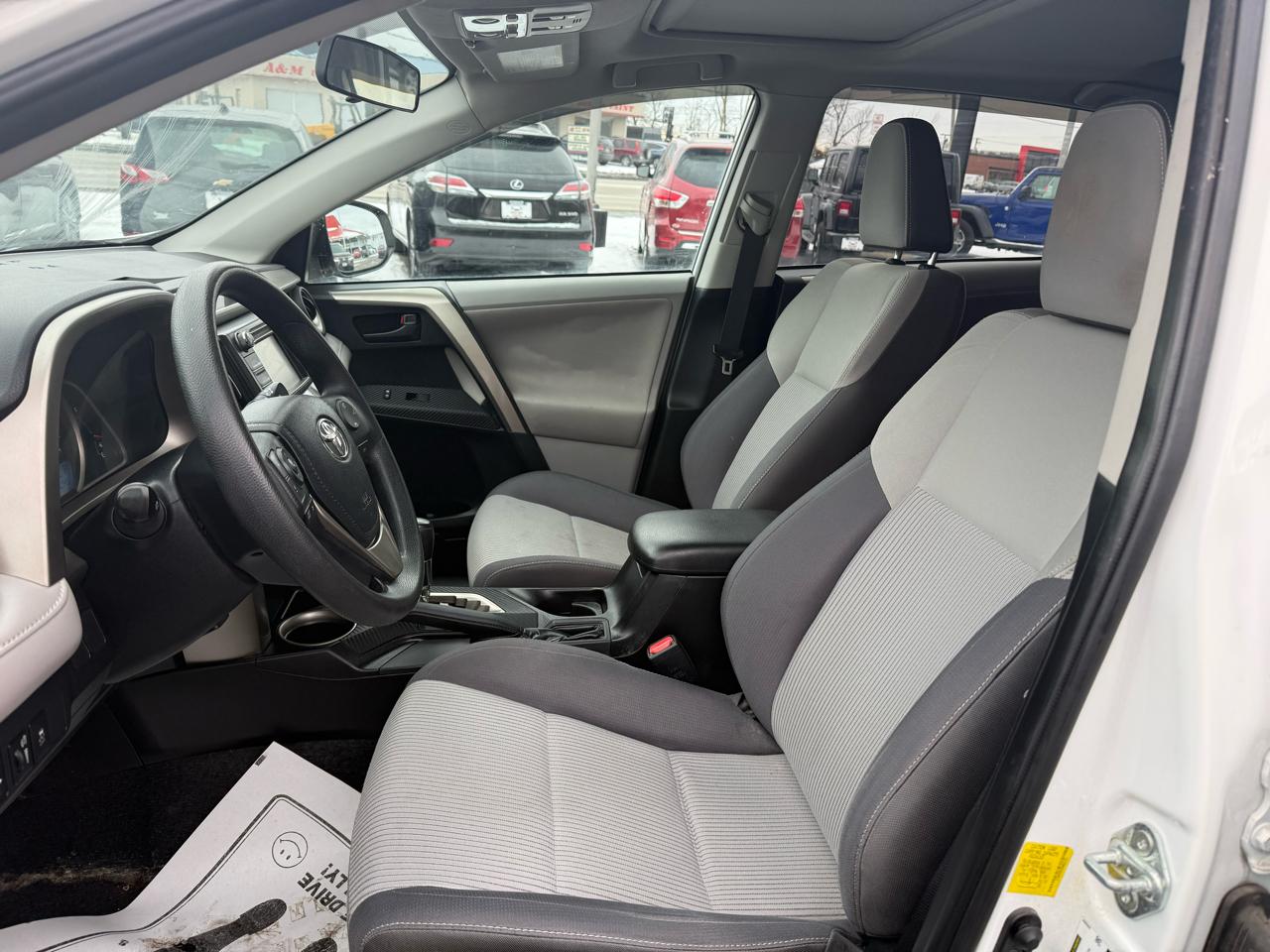 Toyota RAV4 XLE FWD 2013