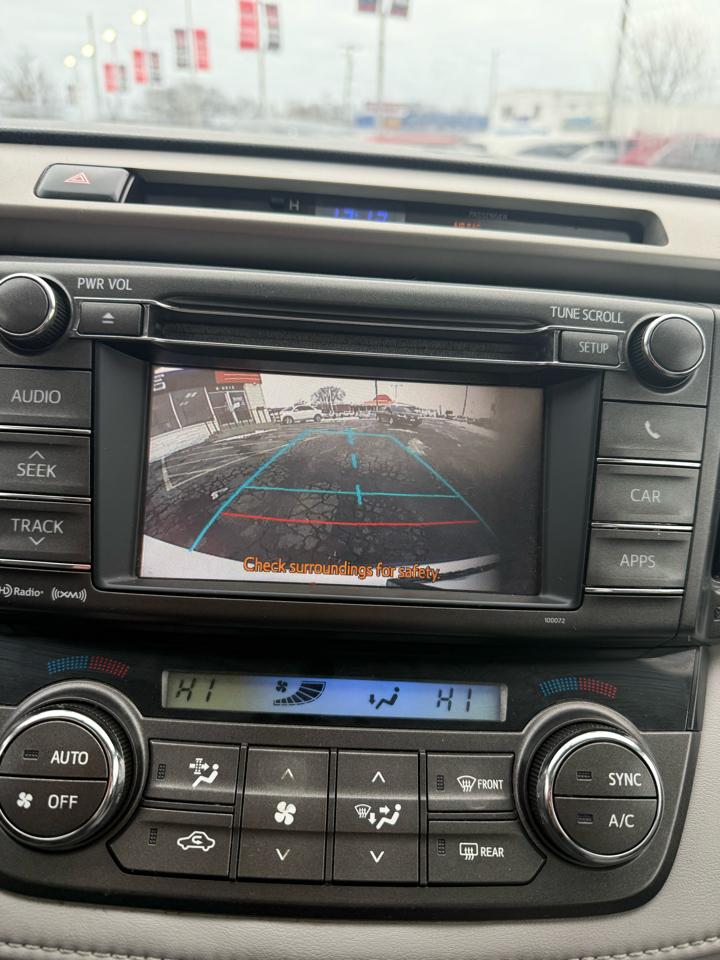 Toyota RAV4 XLE FWD 2013