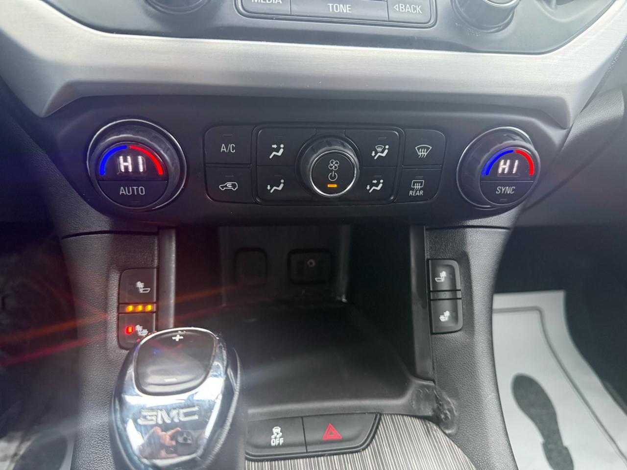 GMC Acadia SLT-1 AWD 2019