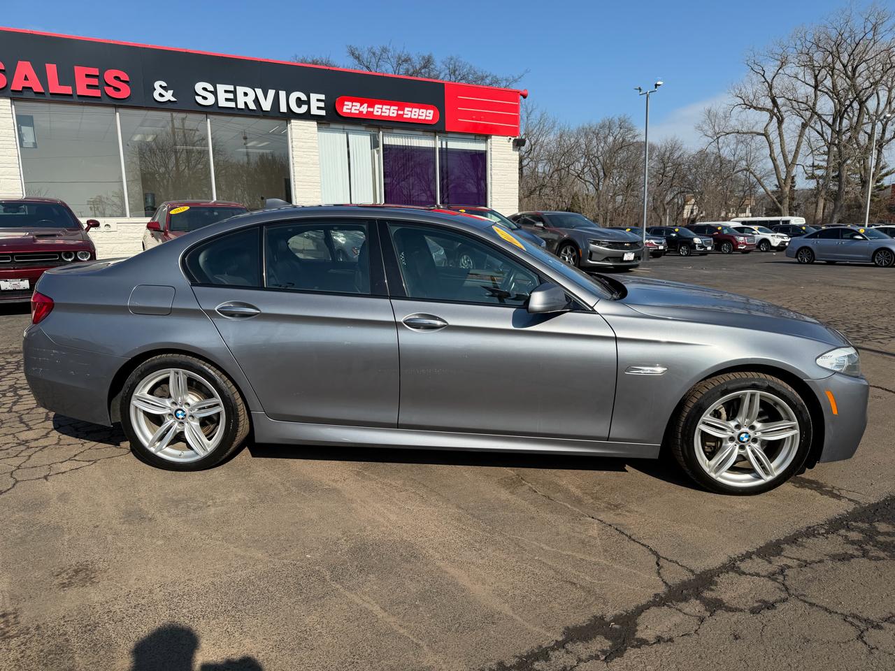 BMW 5-Series 550i 2012