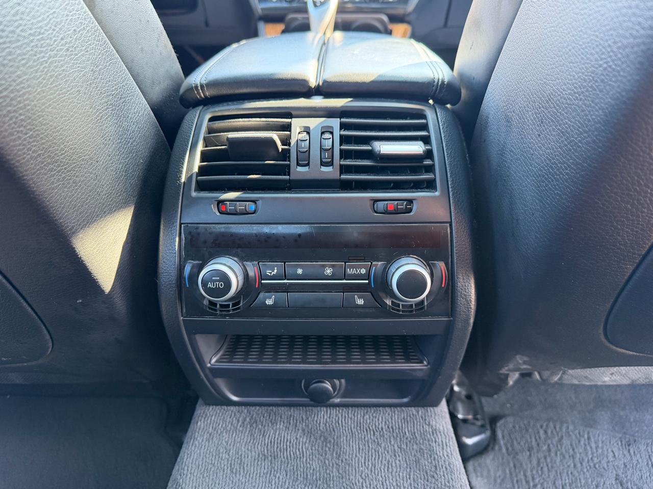 BMW 5-Series 550i 2012