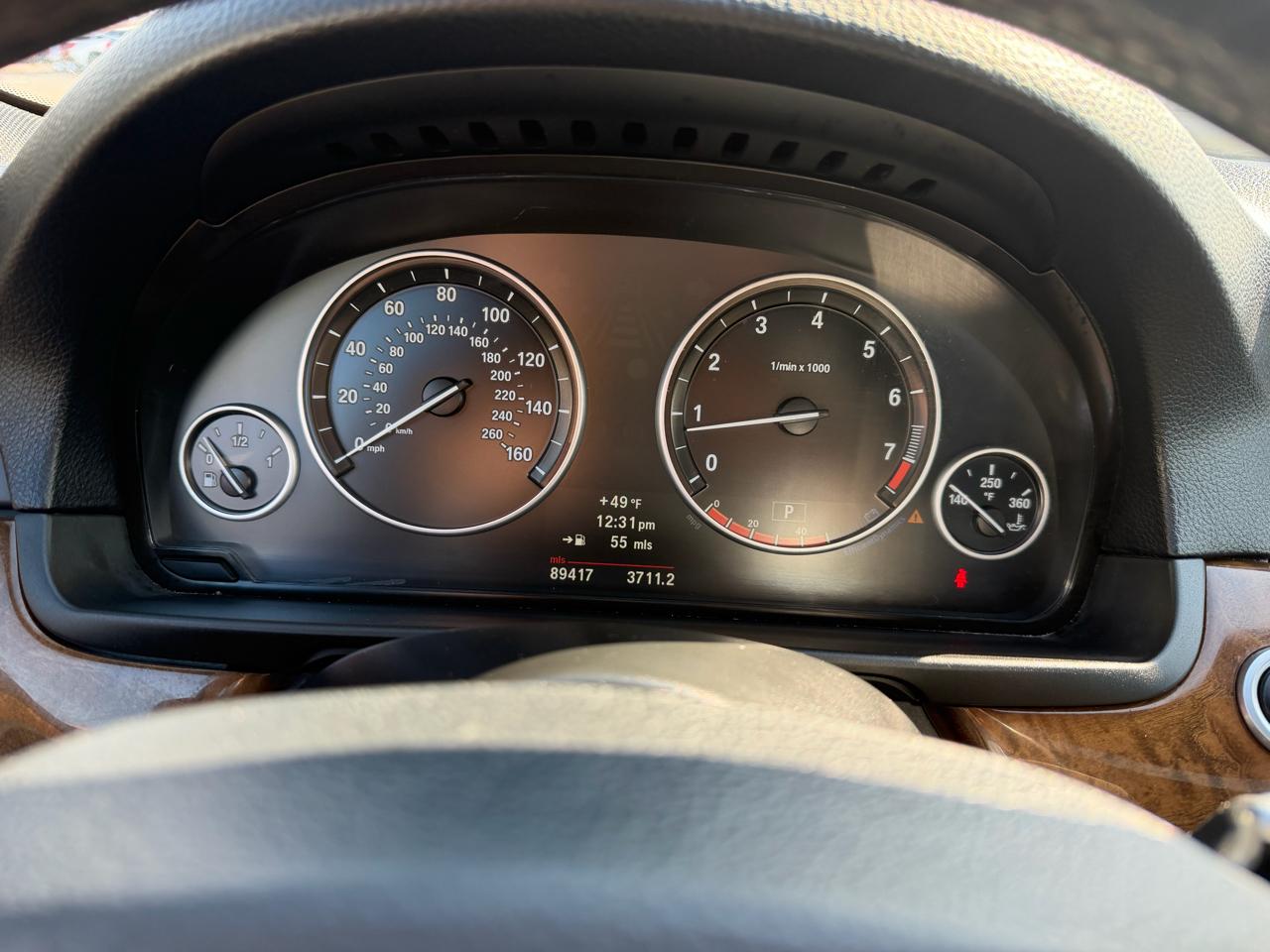 BMW 5-Series 550i 2012