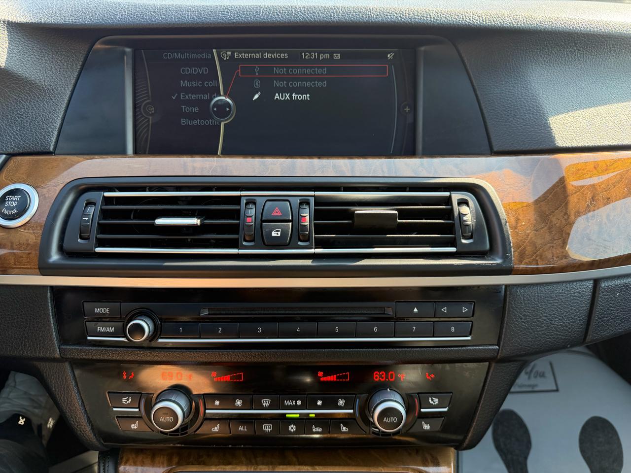 BMW 5-Series 550i 2012