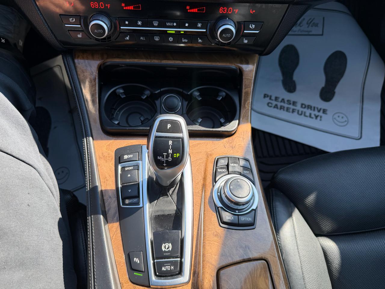 BMW 5-Series 550i 2012