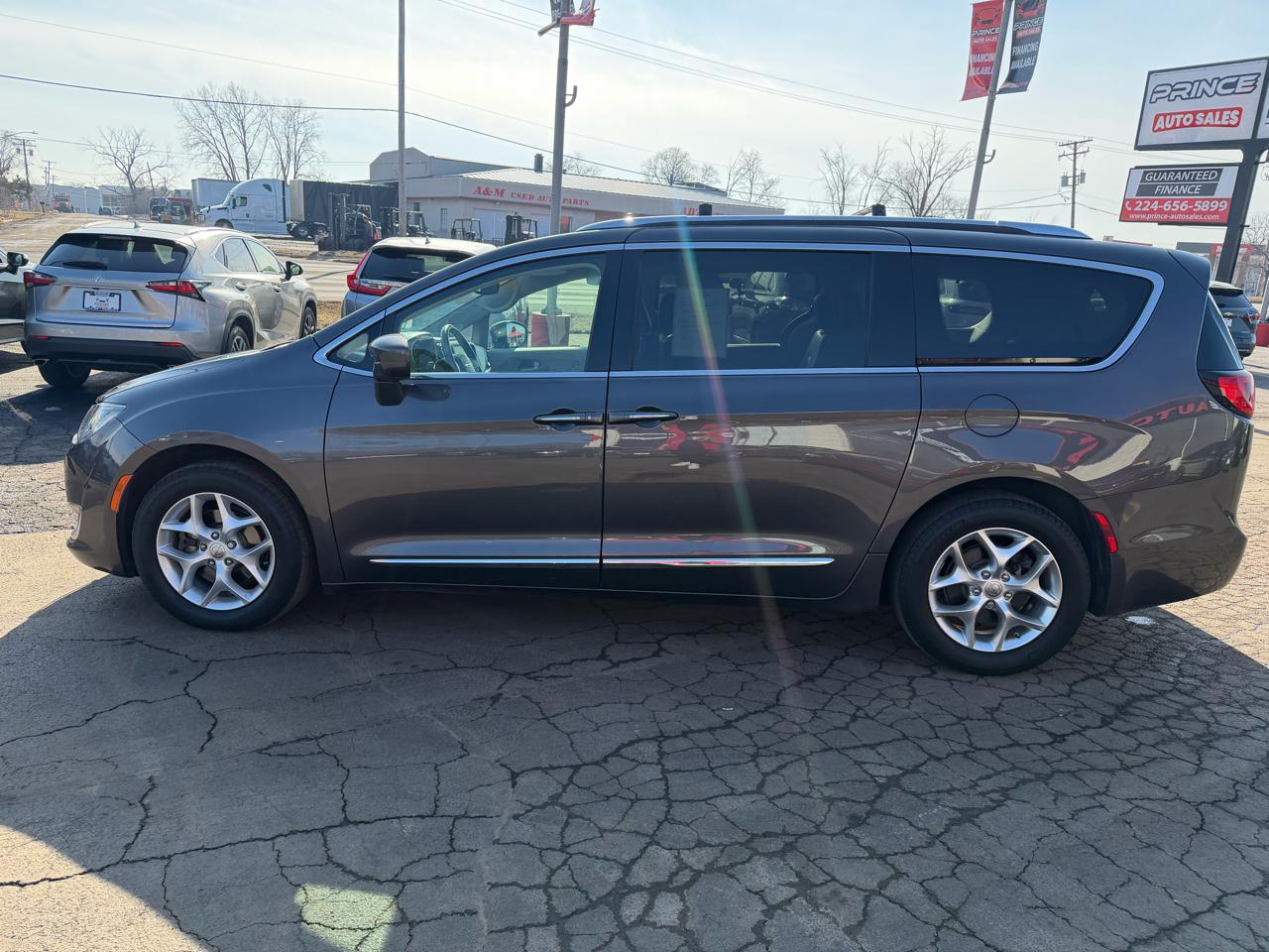 Chrysler Pacifica Touring-L 2018