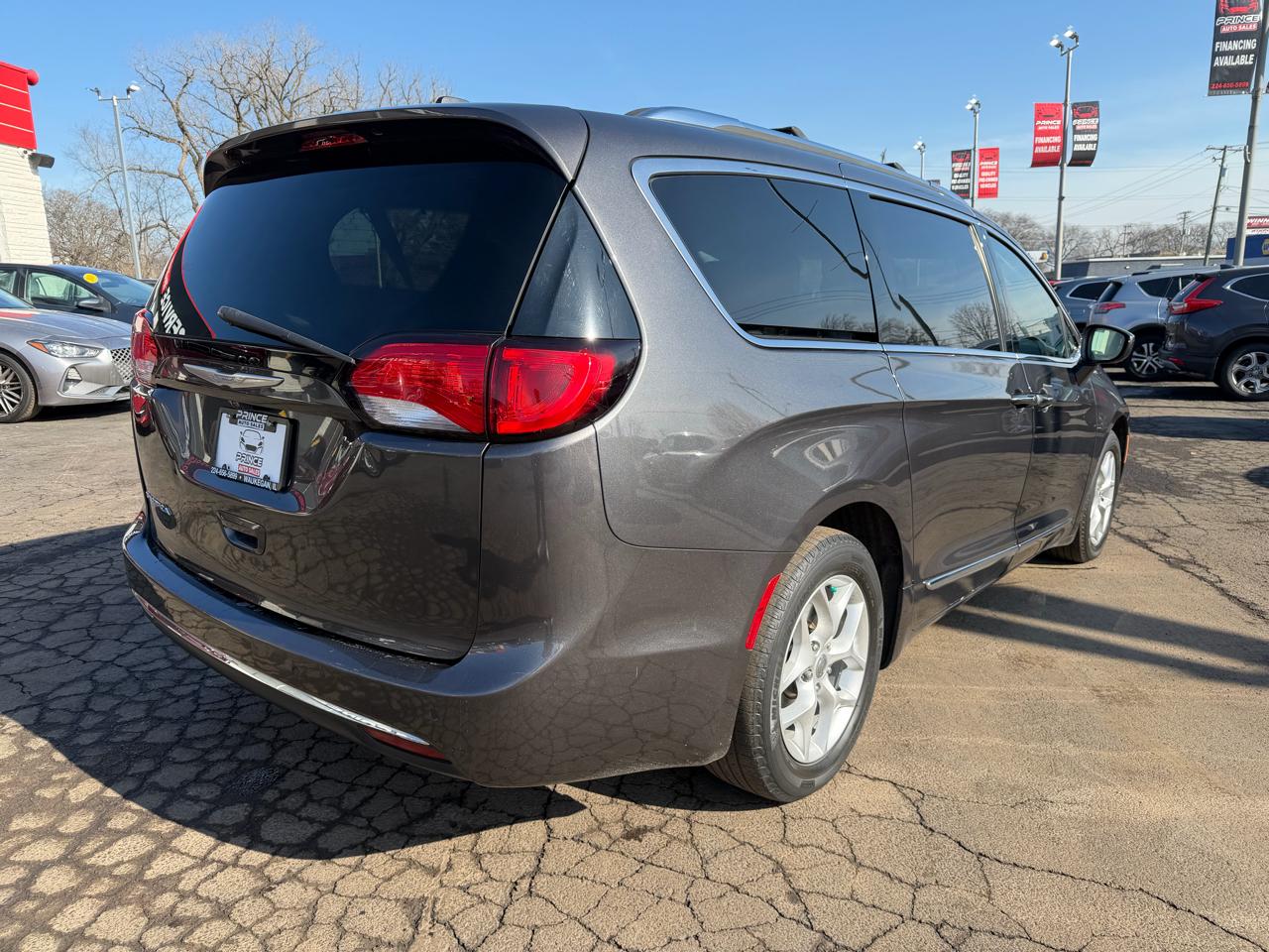Chrysler Pacifica Touring-L 2018