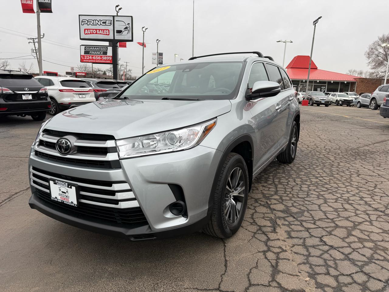 Toyota Highlander LE Plus AWD V6 2017