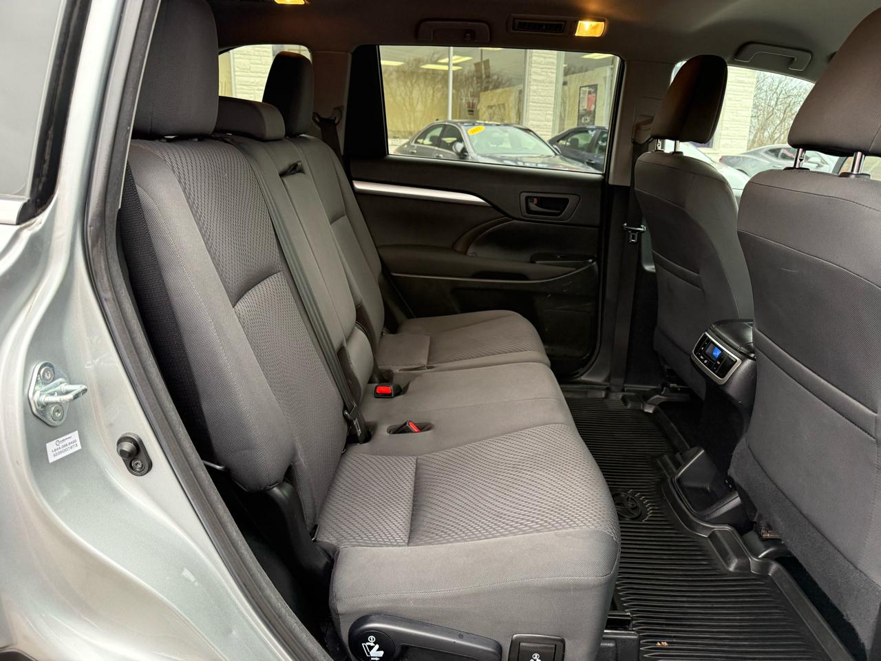 Toyota Highlander LE Plus AWD V6 2017