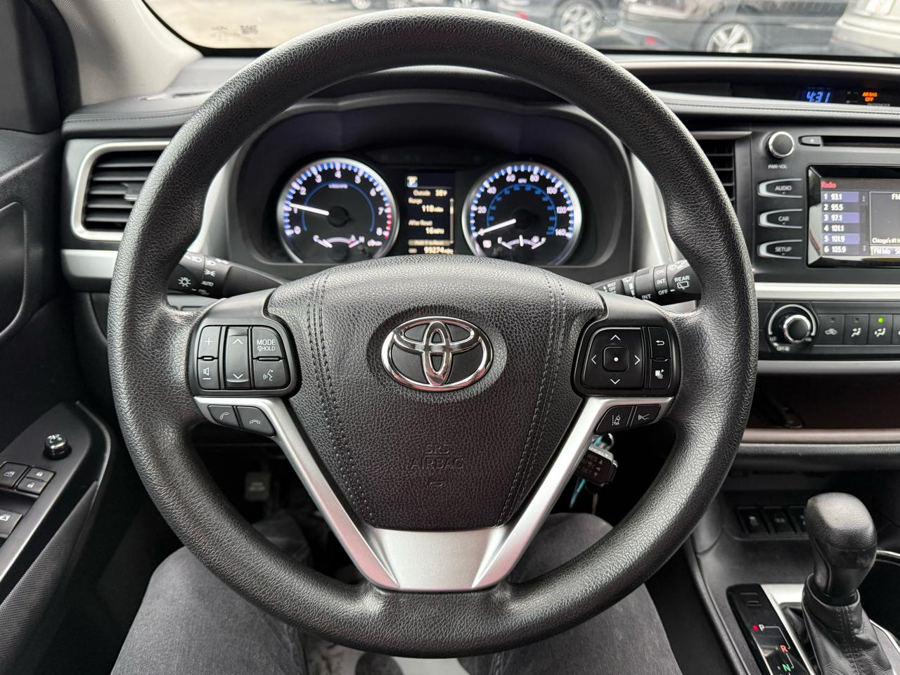 Toyota Highlander LE Plus AWD V6 2017