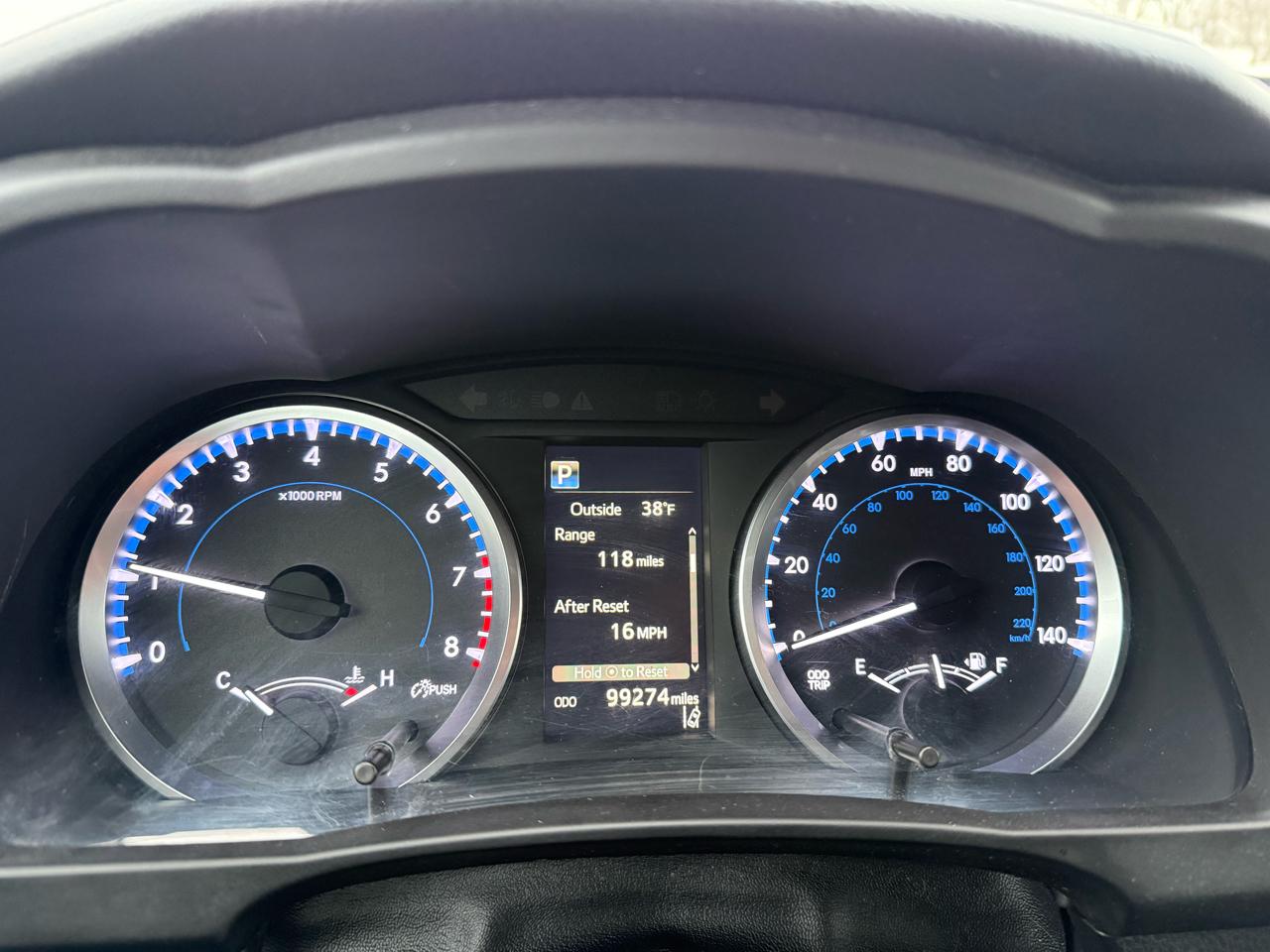 Toyota Highlander LE Plus AWD V6 2017