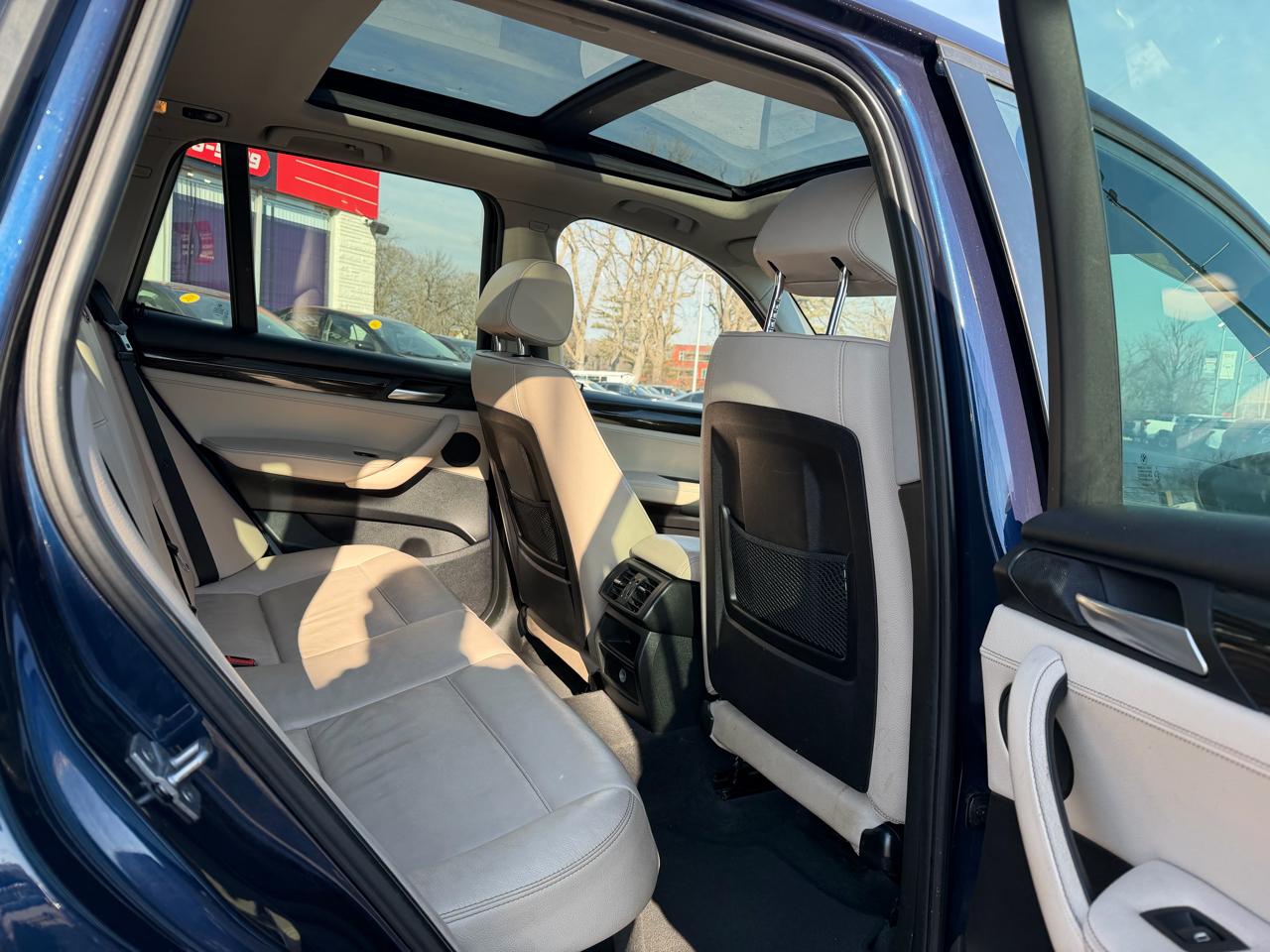 BMW X3 xDrive28i 2011