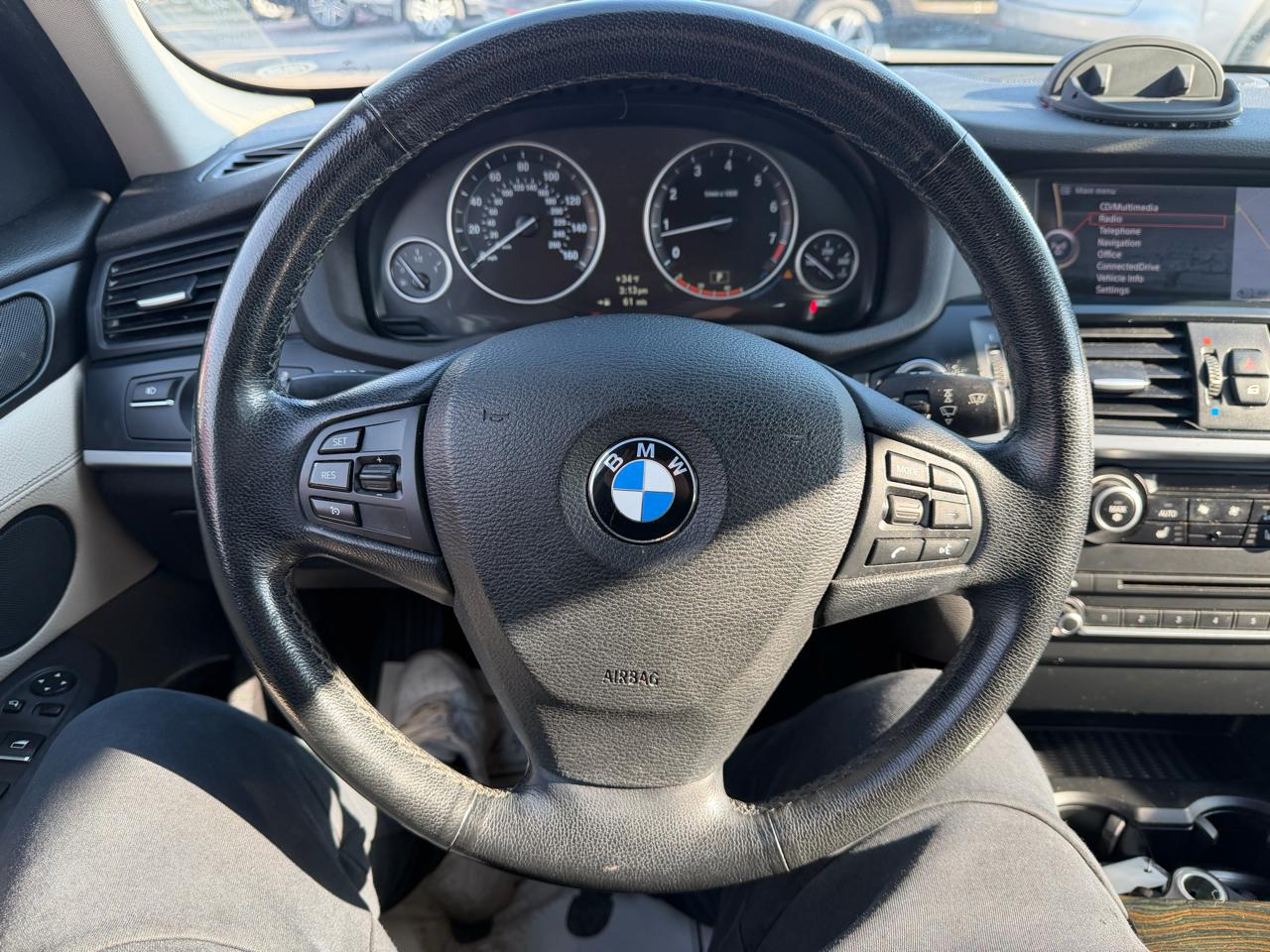 BMW X3 xDrive28i 2011