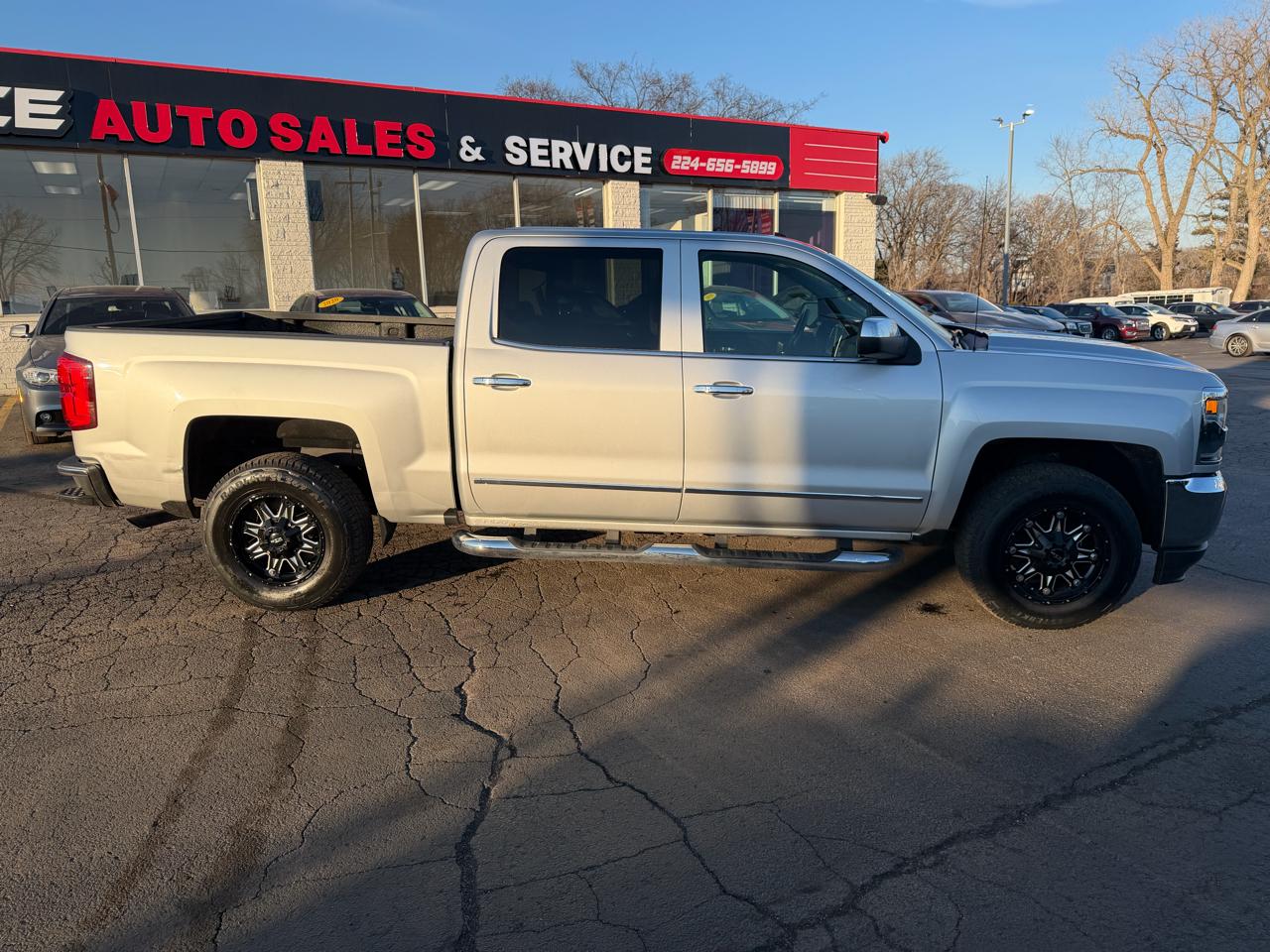 Chevrolet Silverado 1500 LTZ Z71 Crew Cab 4WD 2016