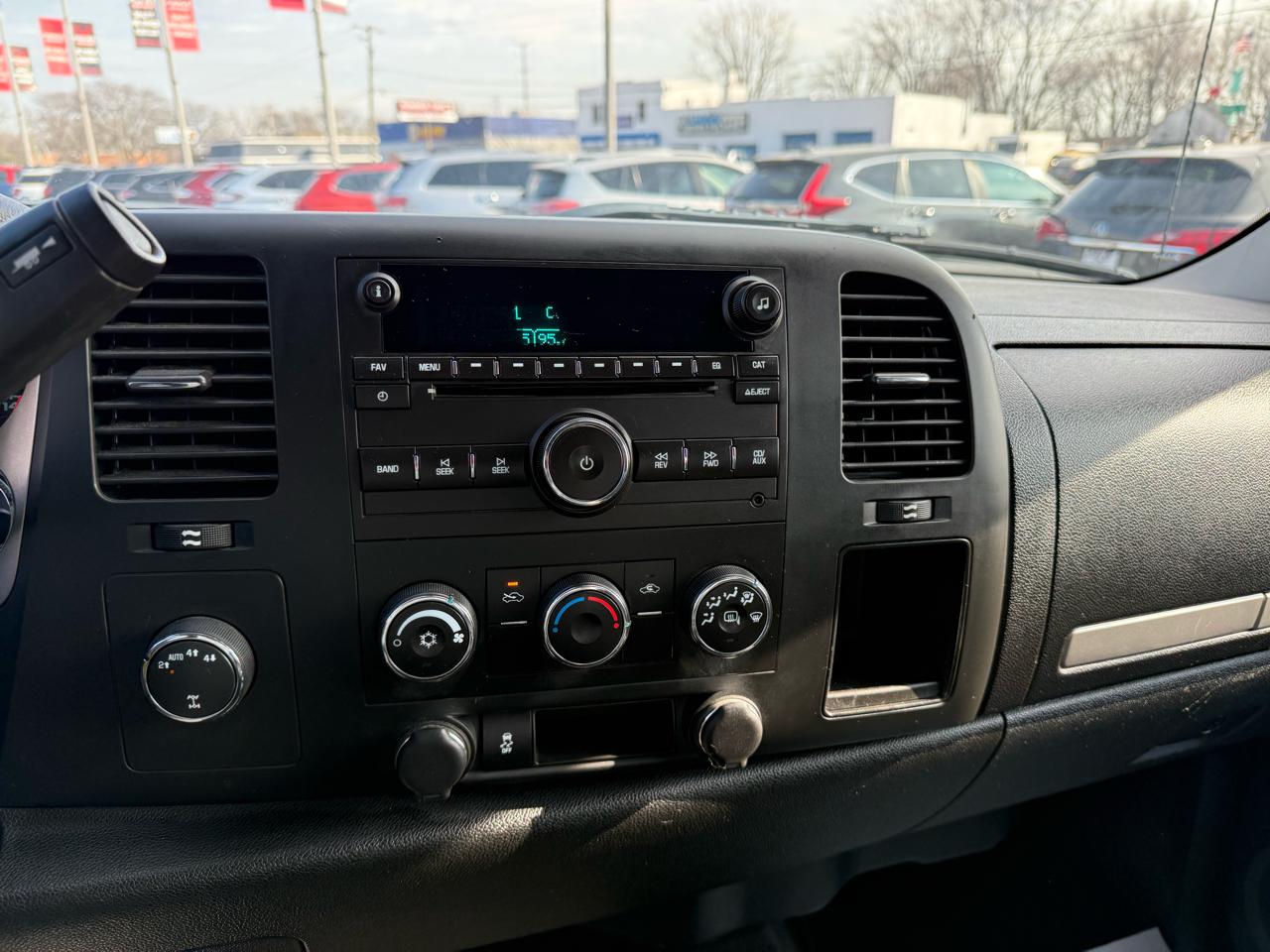 Chevrolet Silverado 1500 LT Ext. Cab Long Box 4WD 2013