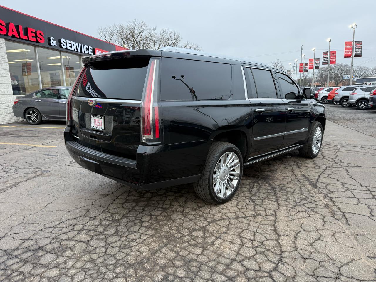 Cadillac Escalade ESV Platinum 4WD 2018