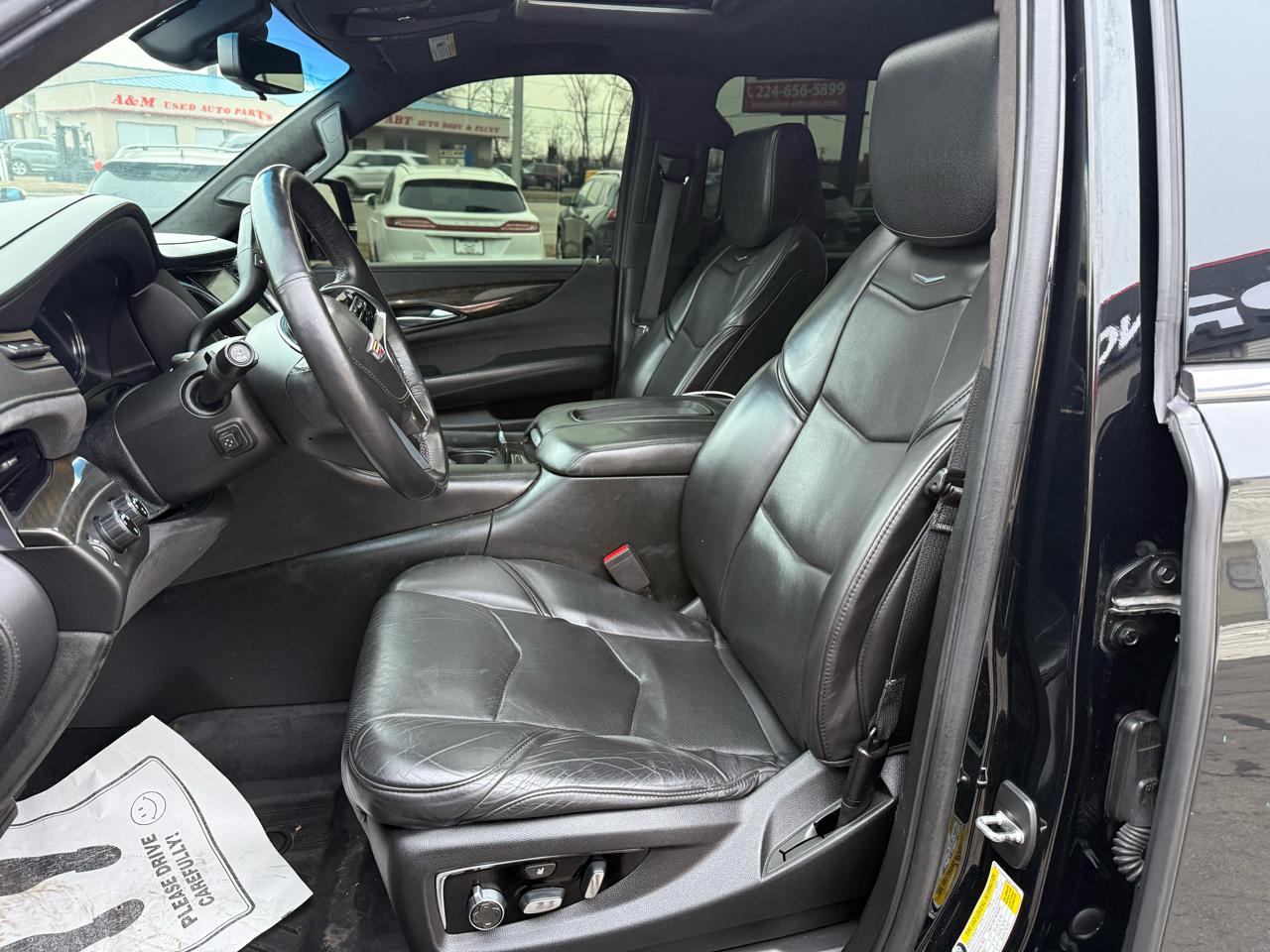 Cadillac Escalade ESV Platinum 4WD 2018