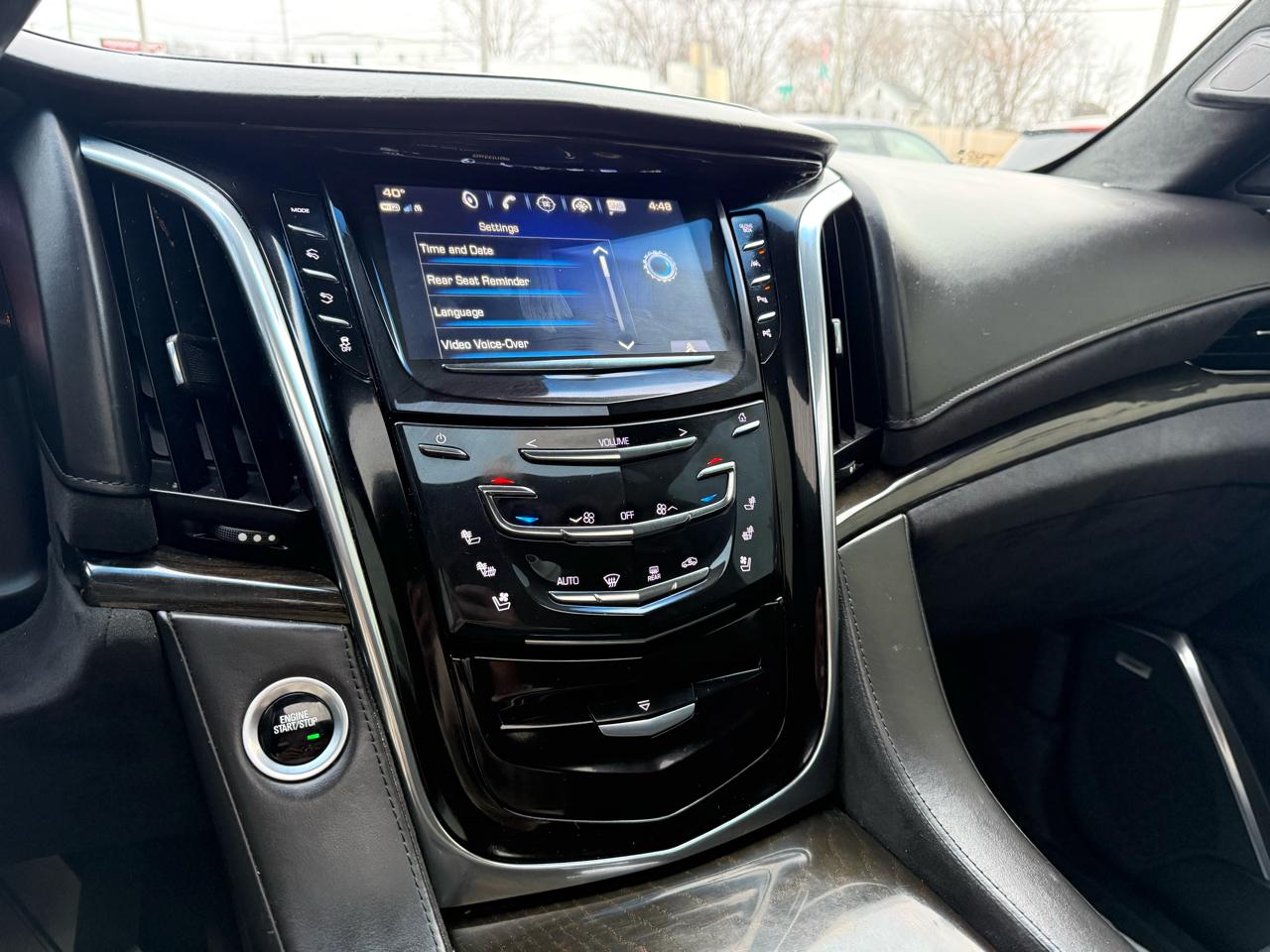 Cadillac Escalade ESV Platinum 4WD 2018