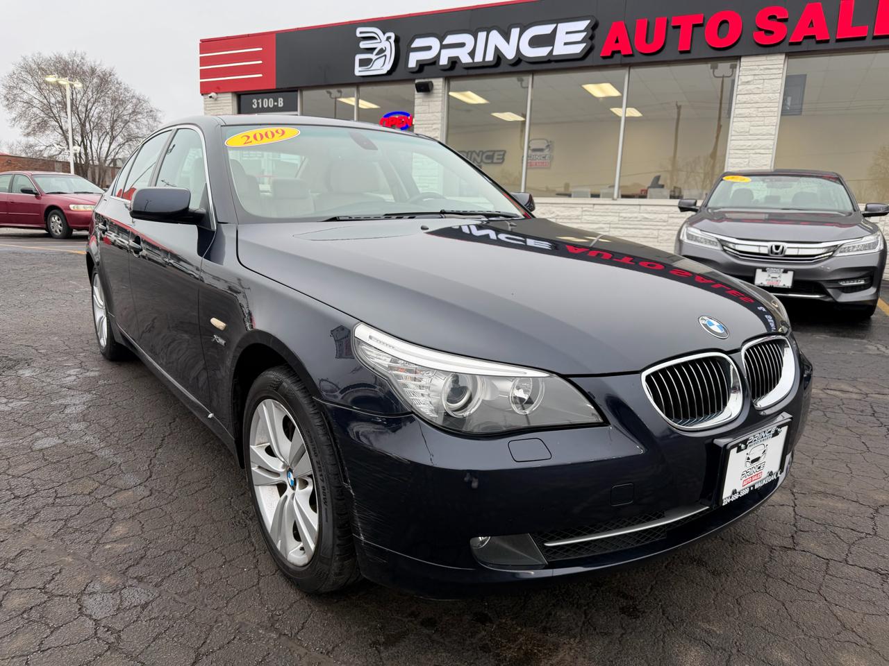 BMW 5-Series 528xi 2009