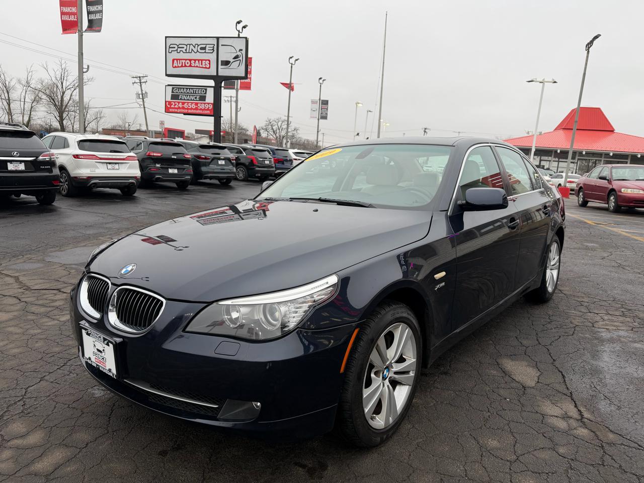 BMW 5-Series 528xi 2009