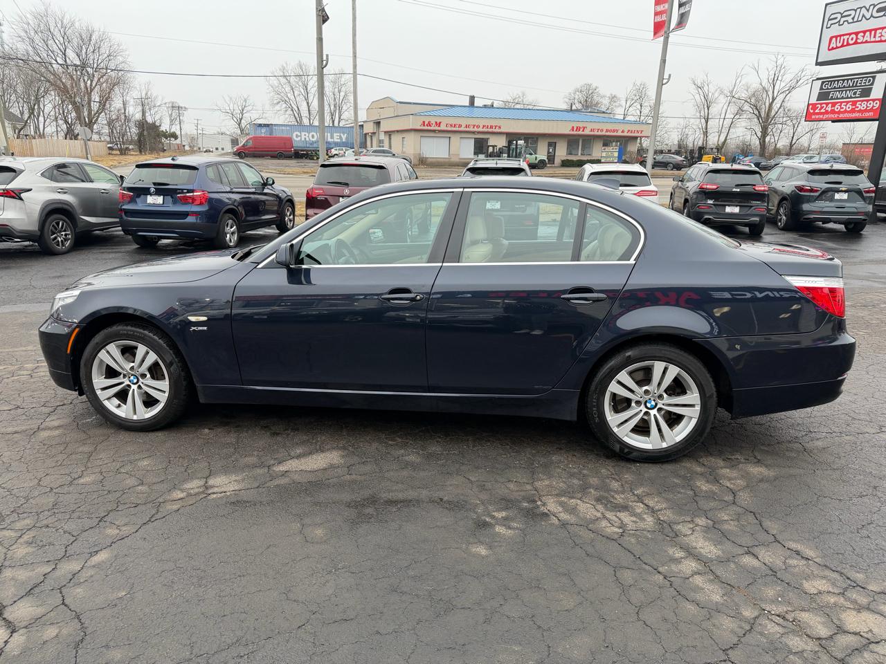 BMW 5-Series 528xi 2009