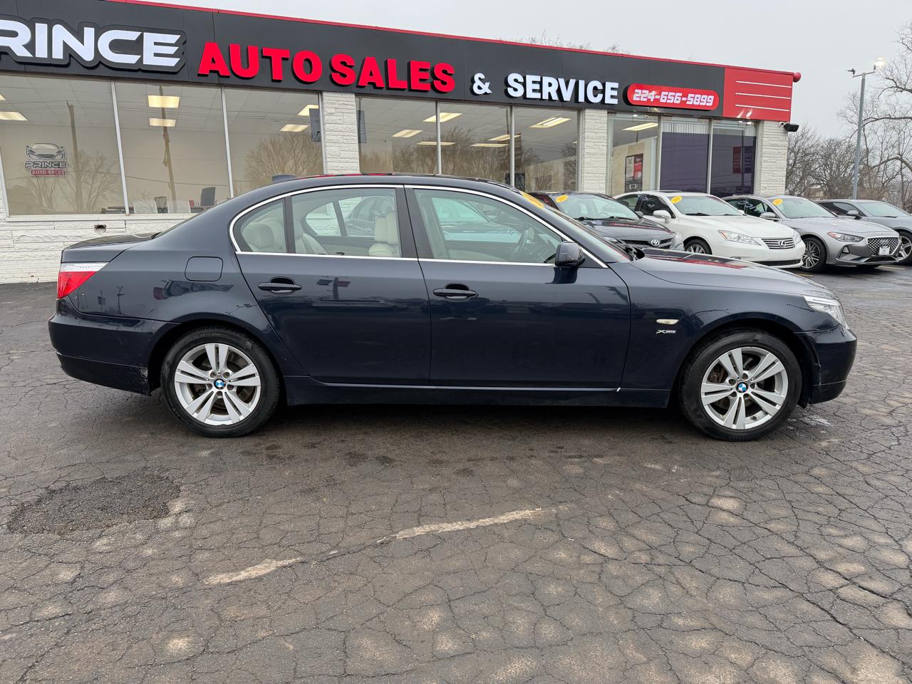 BMW 5-Series 528xi 2009
