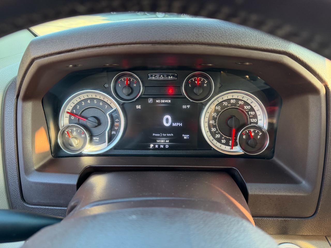 RAM 1500 4WD Crew Cab 140.5" Big Horn 2016