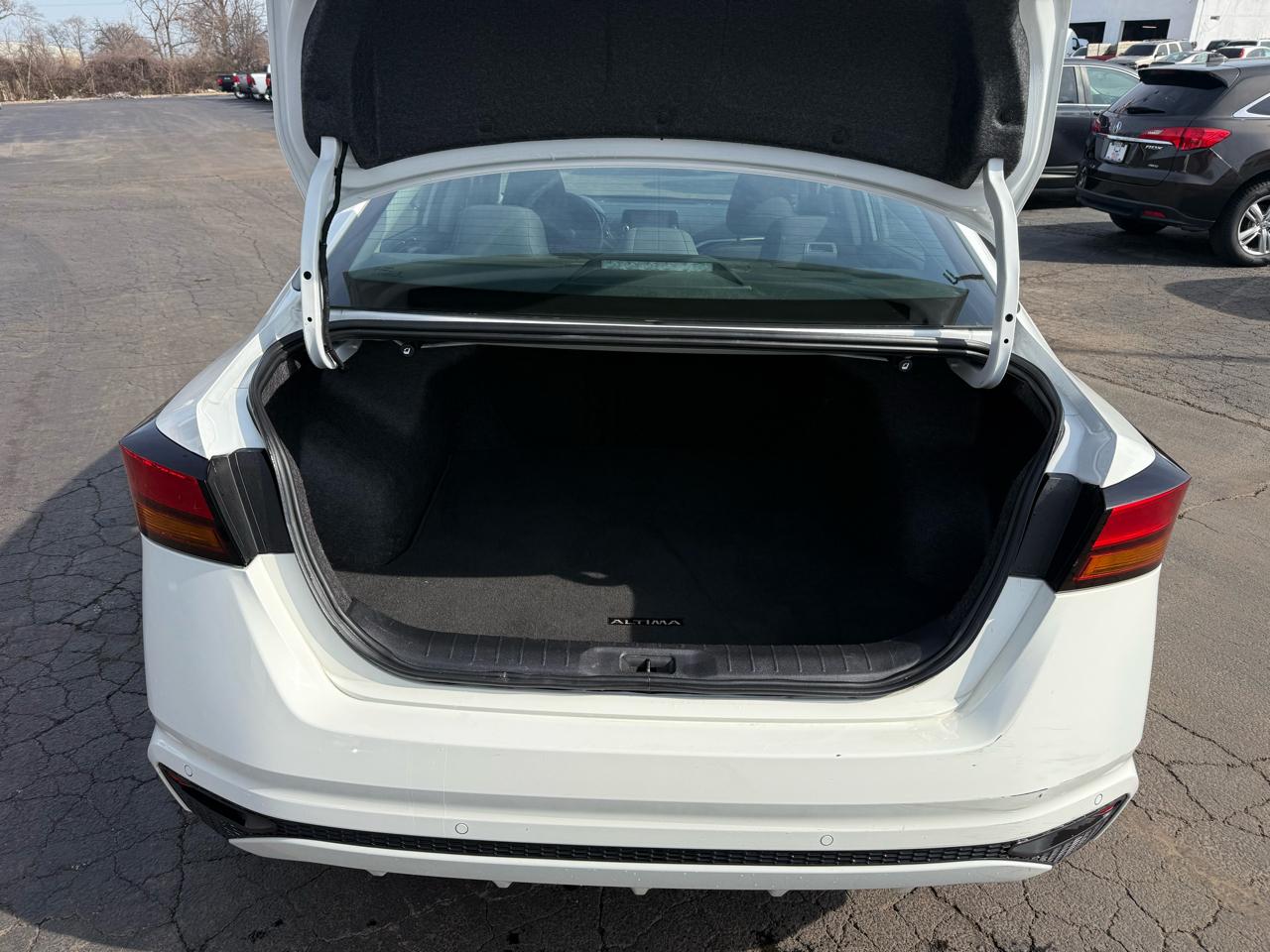 Nissan Altima 2.5 S 2024