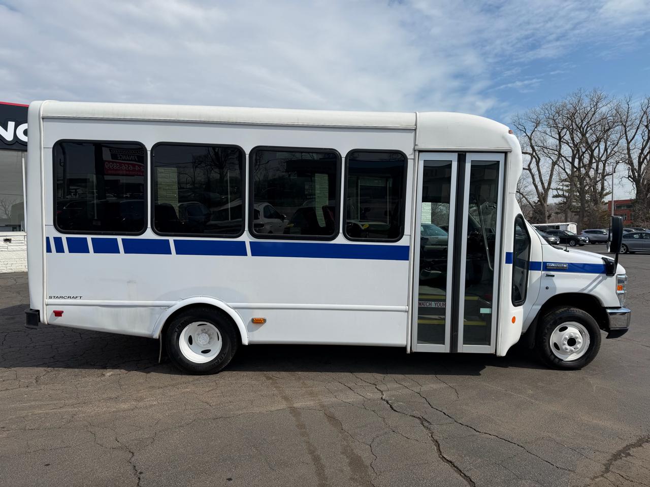 Ford Econoline E350 2015