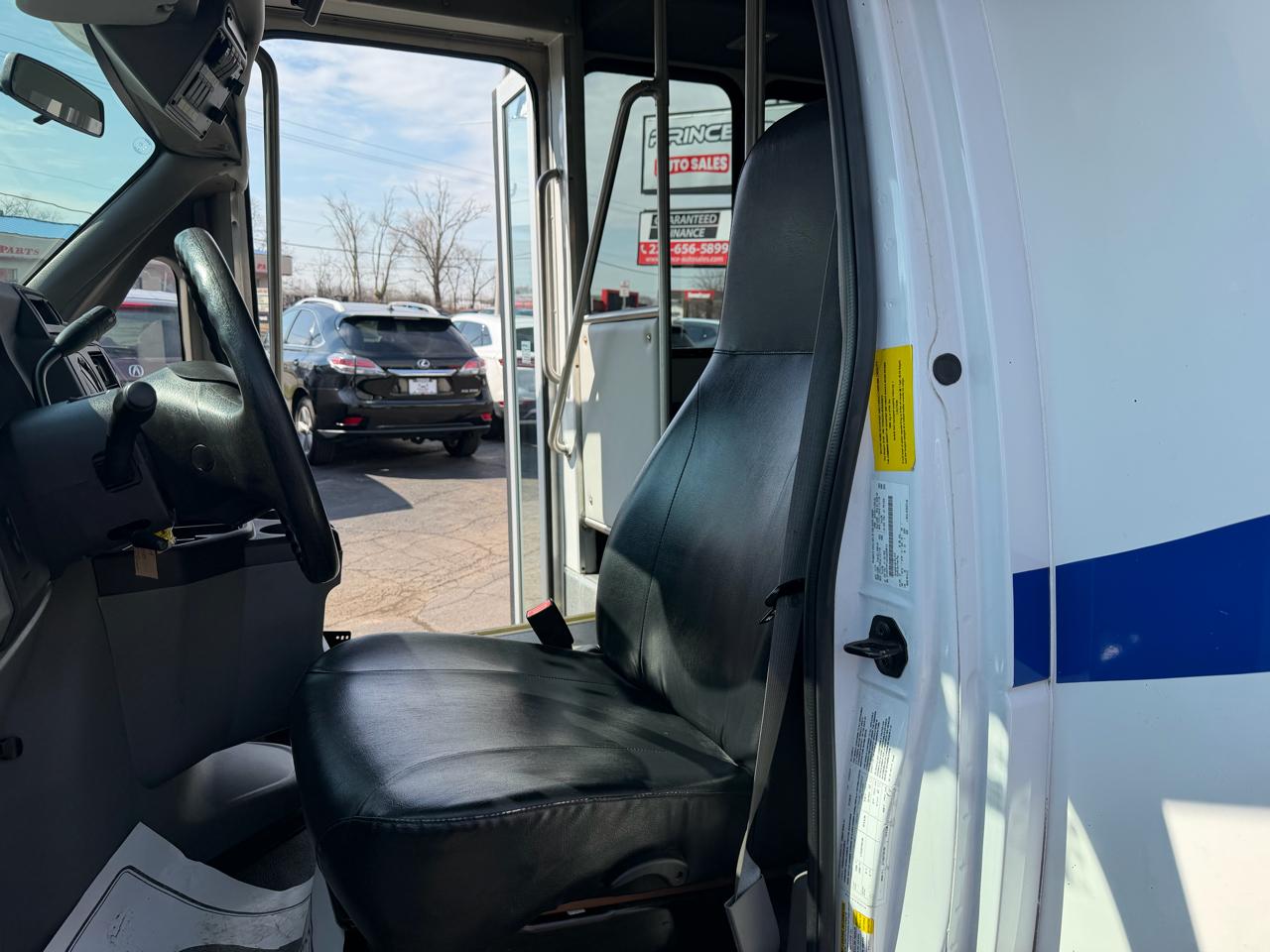 Ford Econoline E350 2015