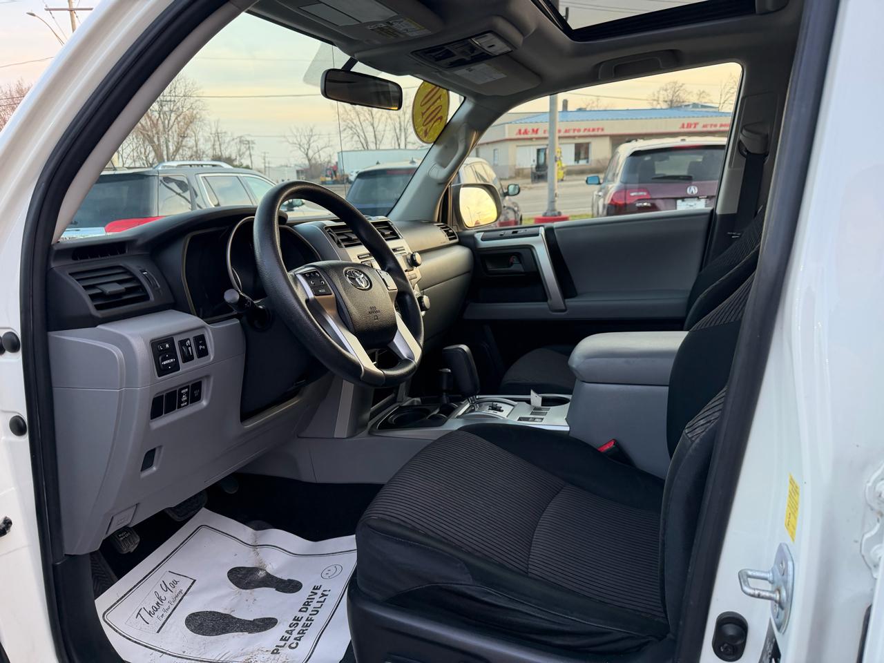 Toyota 4Runner SR5 4WD 2010