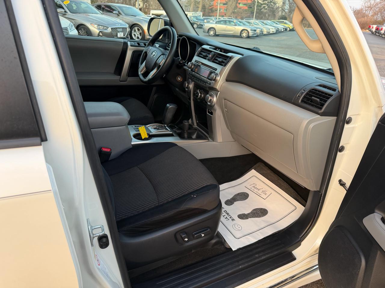 Toyota 4Runner SR5 4WD 2010