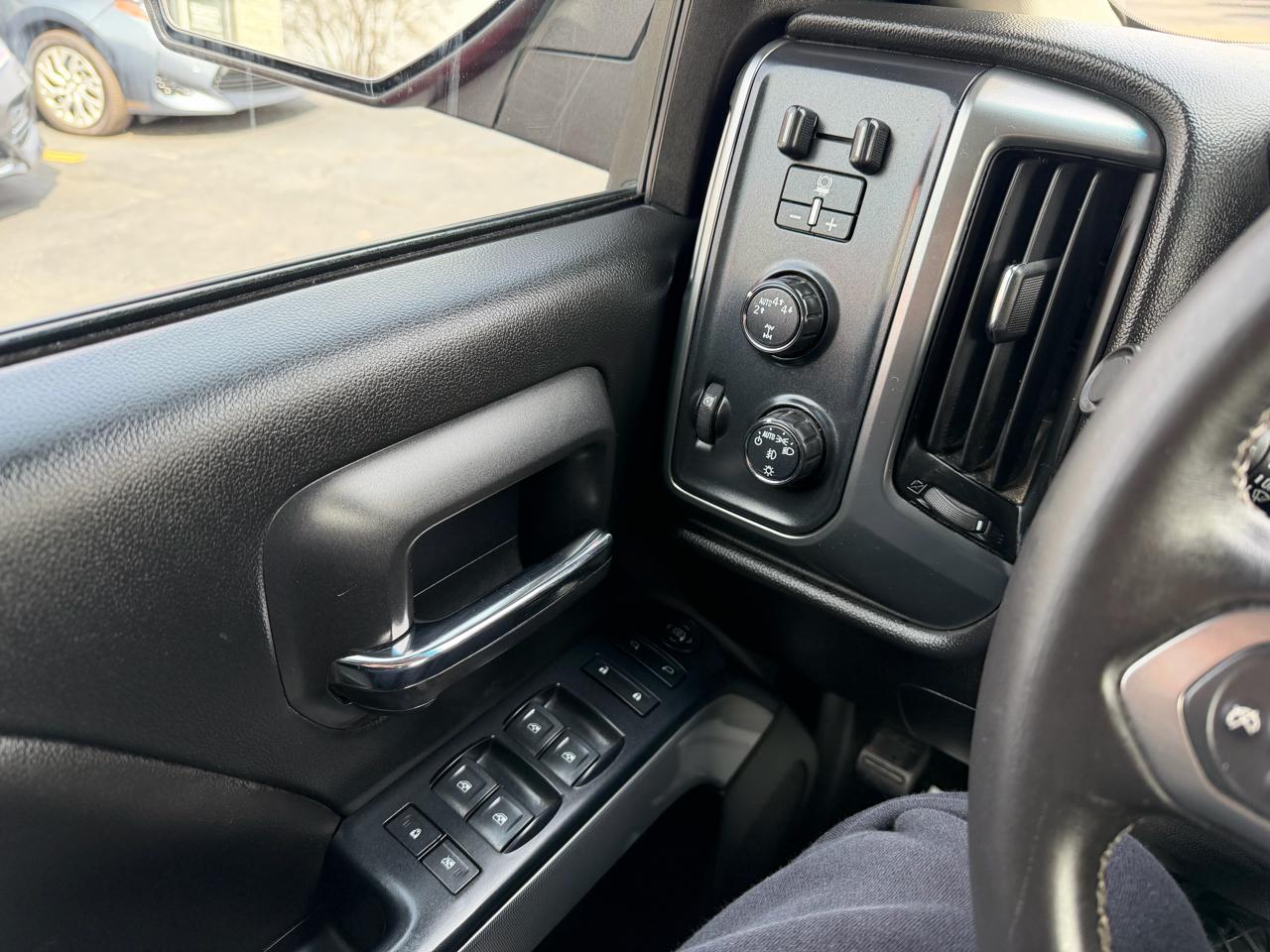 Chevrolet Silverado 1500 LT Double Cab 4WD 2017