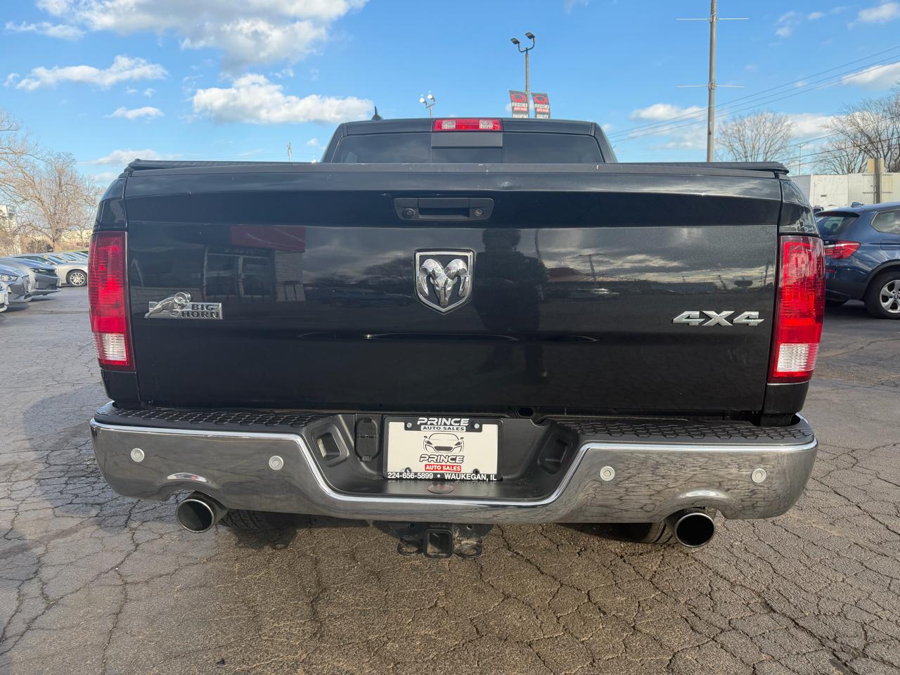 RAM 1500 SLT Crew Cab SWB 4WD 2017